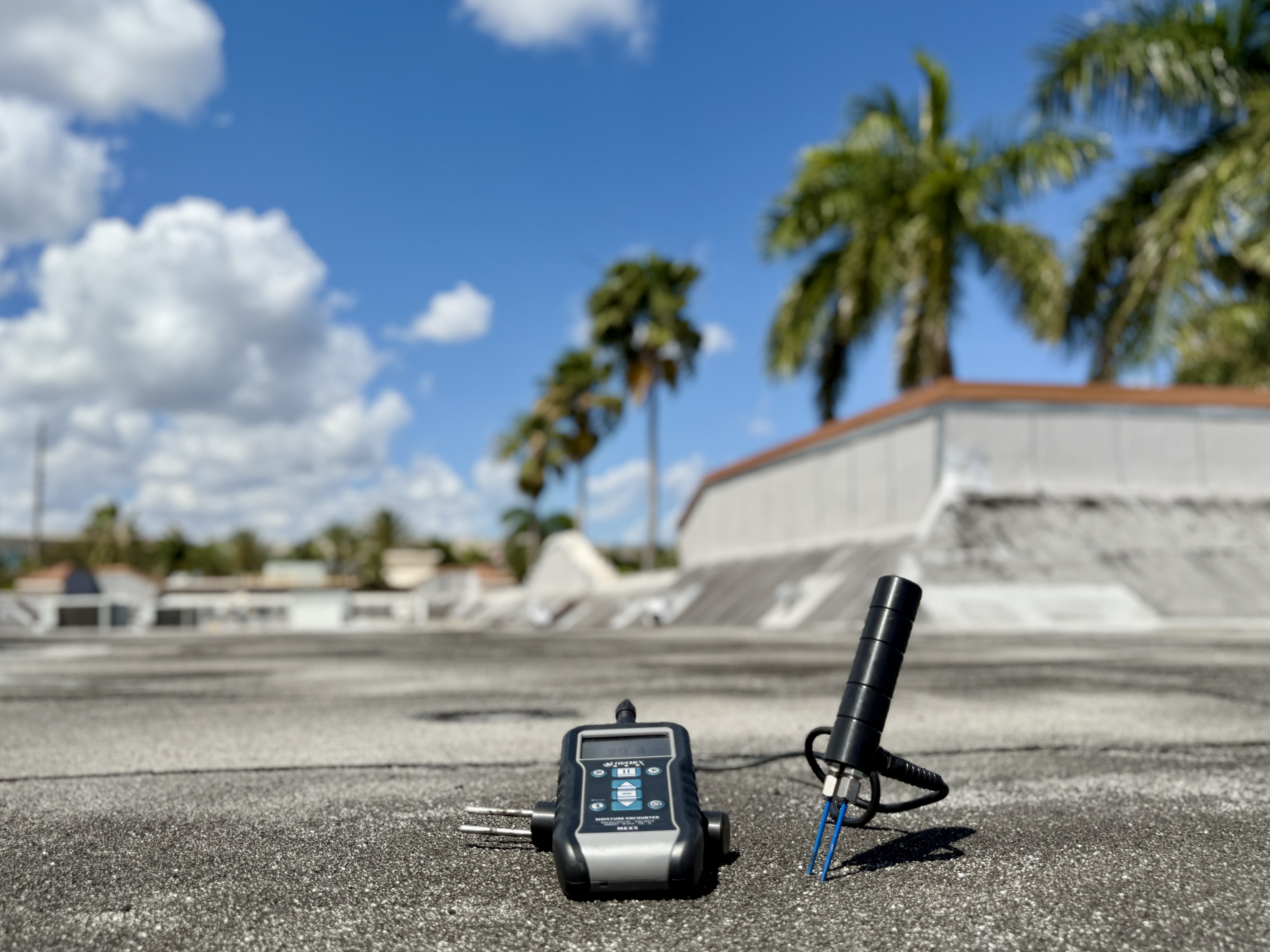 Roof MRI scanning in the field